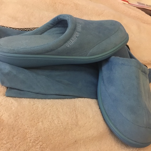 Sharper Image memory foam slippers. Size 8 - Picture 3 of 8